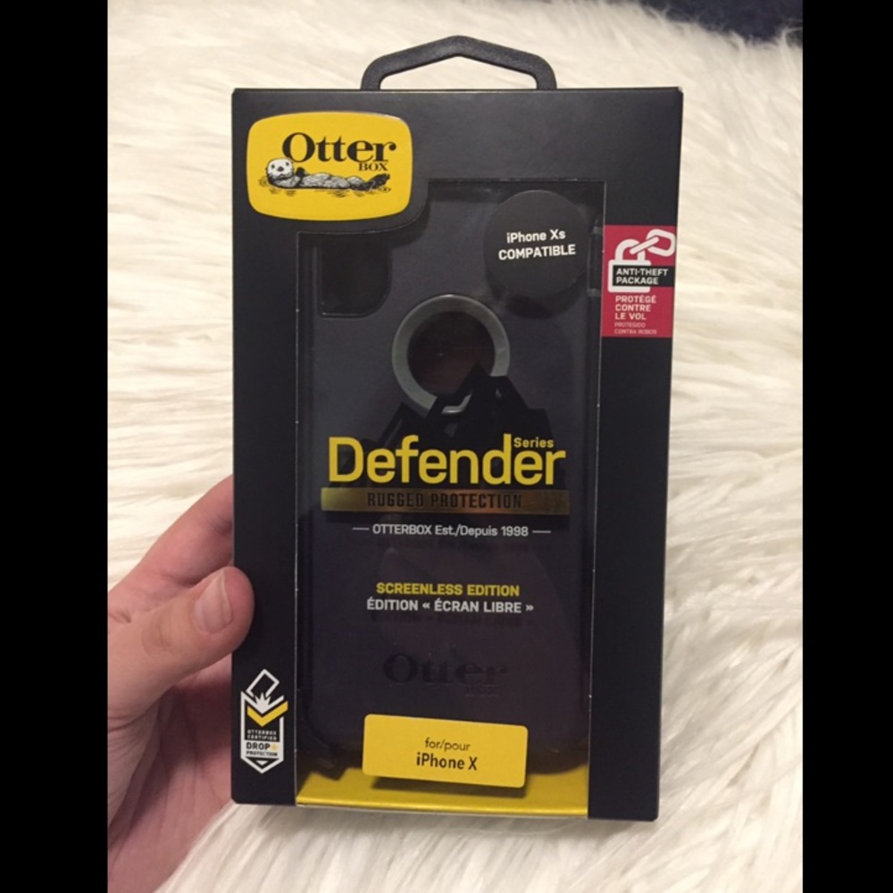IPHONE X OTTERBOX DEFENDER CASE!